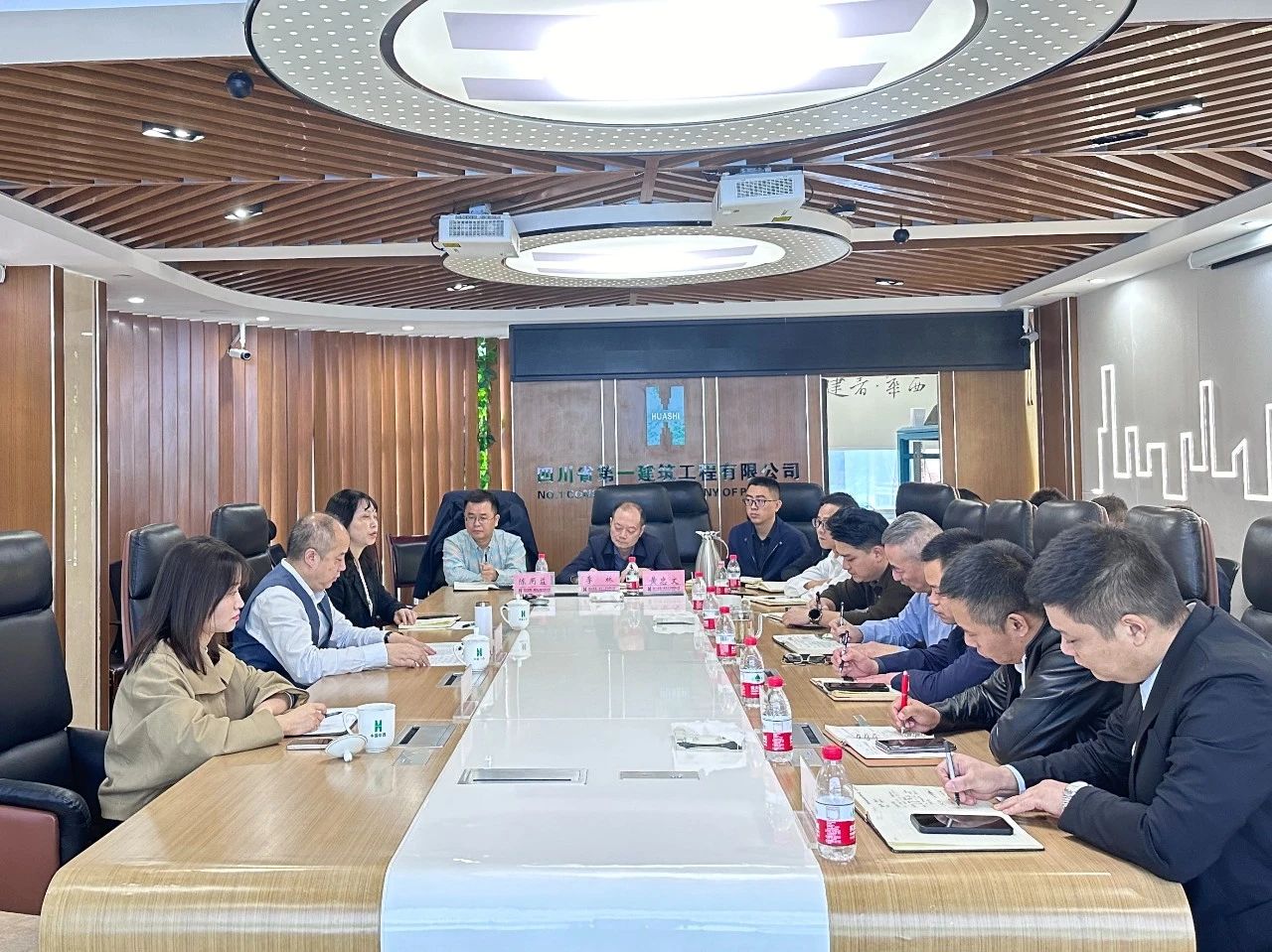 集团副总经理陈颖锐一行到公司督导市场拓展工作