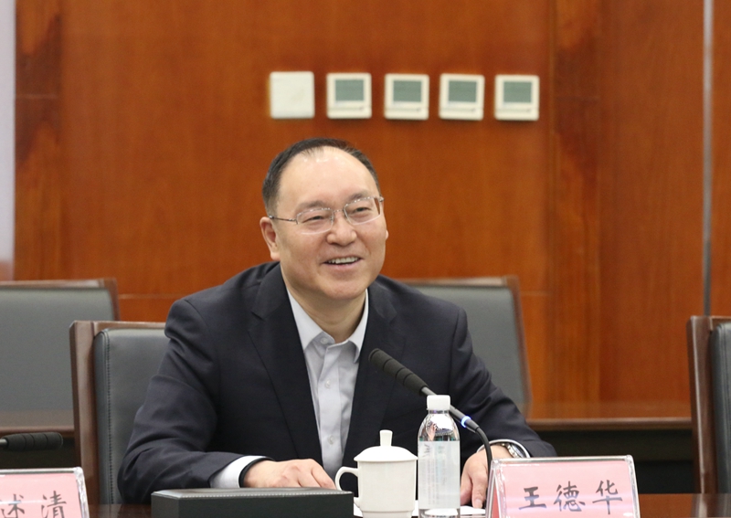 王德华 (3).jpg