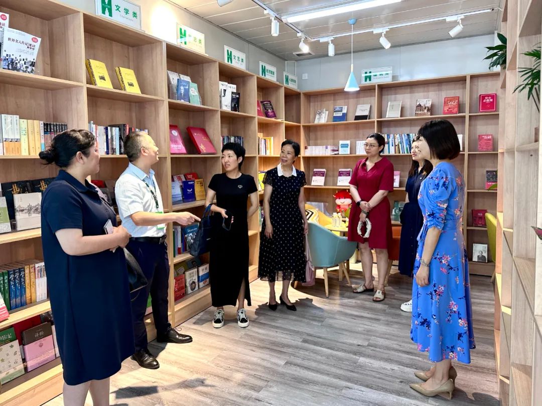 省总女工部率队调研指导四川一建“妈咪宝贝屋”和“职工书屋”建设工作